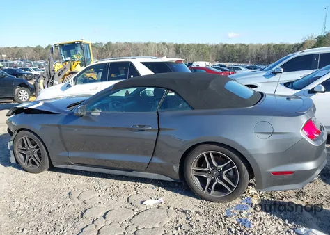 2021 Ford Mustang Ecoboost Premium z USA, uszkodzony, nr VIN 1FATP8UH3M5105279